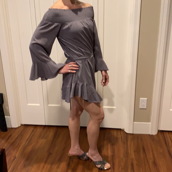 Gray Off-Shoulder Mini Dress - Picture 5 of 7